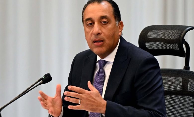 مدبولي: نسبة نمو الاقتصاد المصري والناتج المحلي الإجمالي وصلت إلى 4.77% مُقارنة بنفس الربع من العام الماضي
