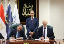 الدكتور/ عمرو طلعت وزير الاتصالات وتكنولوجيا المعلومات يشهد مراسم توقيع تراخيص خدمات و"إنترنت الأشياء" بين الجهاز القومي لتنظيم الاتصالات وسبع شركات عالمية لتصنيع السيارات