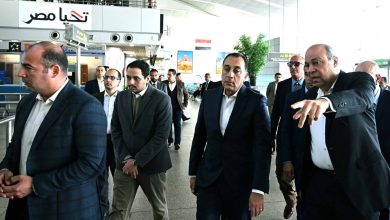 عقب عودته من بيروت.. رئيس الوزراء يقوم بجولة تفقدية موسعة في "مطار القاهرة الدولي"
