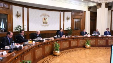 مجلس الوزراء: إيقاف العمل بقرار غلق المحال العامة والعودة إلى المواعيد الطبيعية المعمول بها سابقاً