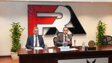 رئيس "الرقابة المالية" في اجتماعه بممثلي شركات إدارة برامج الرعاية الصحية: حريصون على تطوير نشاط التأمين الطبي