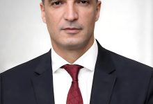 وزير الصناعة يصدر قراراً باعتماد اشتراطات تراخيص مصانع مستحضرات التجميل المعدلة وفقاً لمرجعية المواصفة الدولية (ISO 22716)