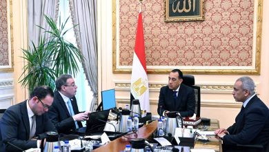 رئيس الوزراء يتابع مع رئيس "التنظيم والإدارة" مستجدات ملف الإصلاح الإداري وتطوير الأداء الحكومي