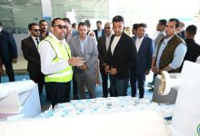 وزير الصناعة يتفقد مجمع مصانع لإنتاج الأسمدة ومصنعين للفلاتر الميكرونية والغزل والنسيج في المنطقة الحرة العامة بدمياط