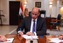 وزير العمل يعلن بدء صرف منحة المولد النبوي الشريف للعمالة غير المنتظمة
