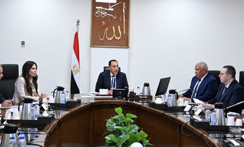 رئيس مجلس الوزراء يتابع الموقف التنفيذي لتطوير وتنمية منطقة الساحل الشمالي الغربي
