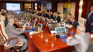الفريق أسامة ربيع: رفع مستوى الجاهزية والاستعداد بمنظومة العمل بقناة السويس... و"الملاحة منتظمة"