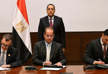 مدبولي يشهد توقيع اتفاقية تسوية "المديونية التاريخية" المستحقة لبنك الاستثمار القومي لدى الهيئة العامة لتنفيذ المشروعات الصناعية والتعدينية البالغة 102.75 مليار جنيه