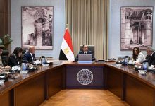 رئيس الوزراء يجتمع بوزراء النقل والتنمية المحلية والإسكان ومساعد رئيس الهيئة الهندسية للقوات المسلحة